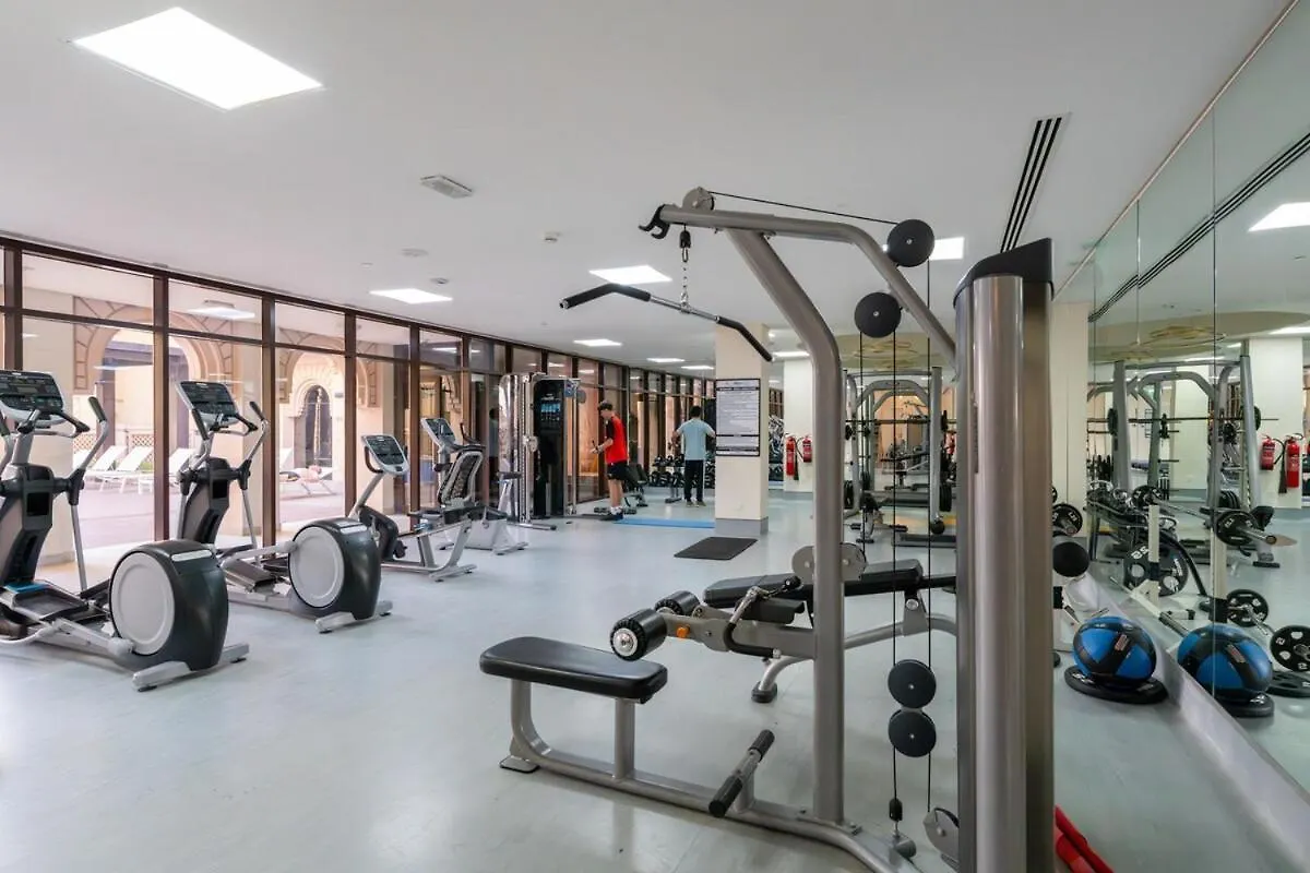Veluxa - Renovated 1Bhk Next To Golf Apartment Dubai
