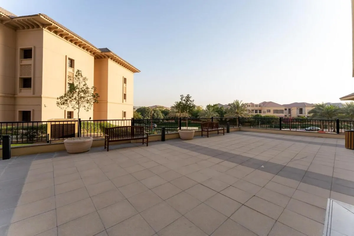 Veluxa - Renovated 1Bhk Next To Golf Apartment Dubai United Arab Emirates